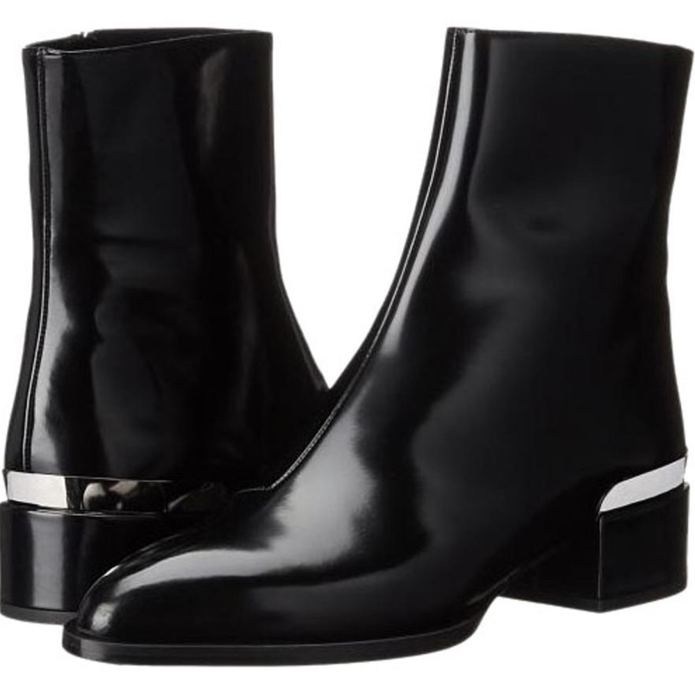 Vince Yasmin Patent Booties
